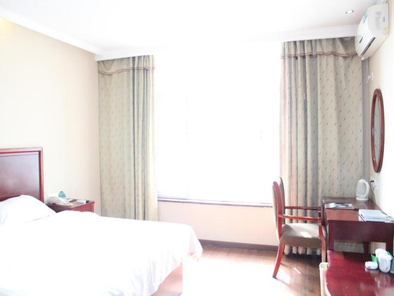 Greentree Inn Henan Kaifeng Gulou Square Express Hotel Exteriör bild